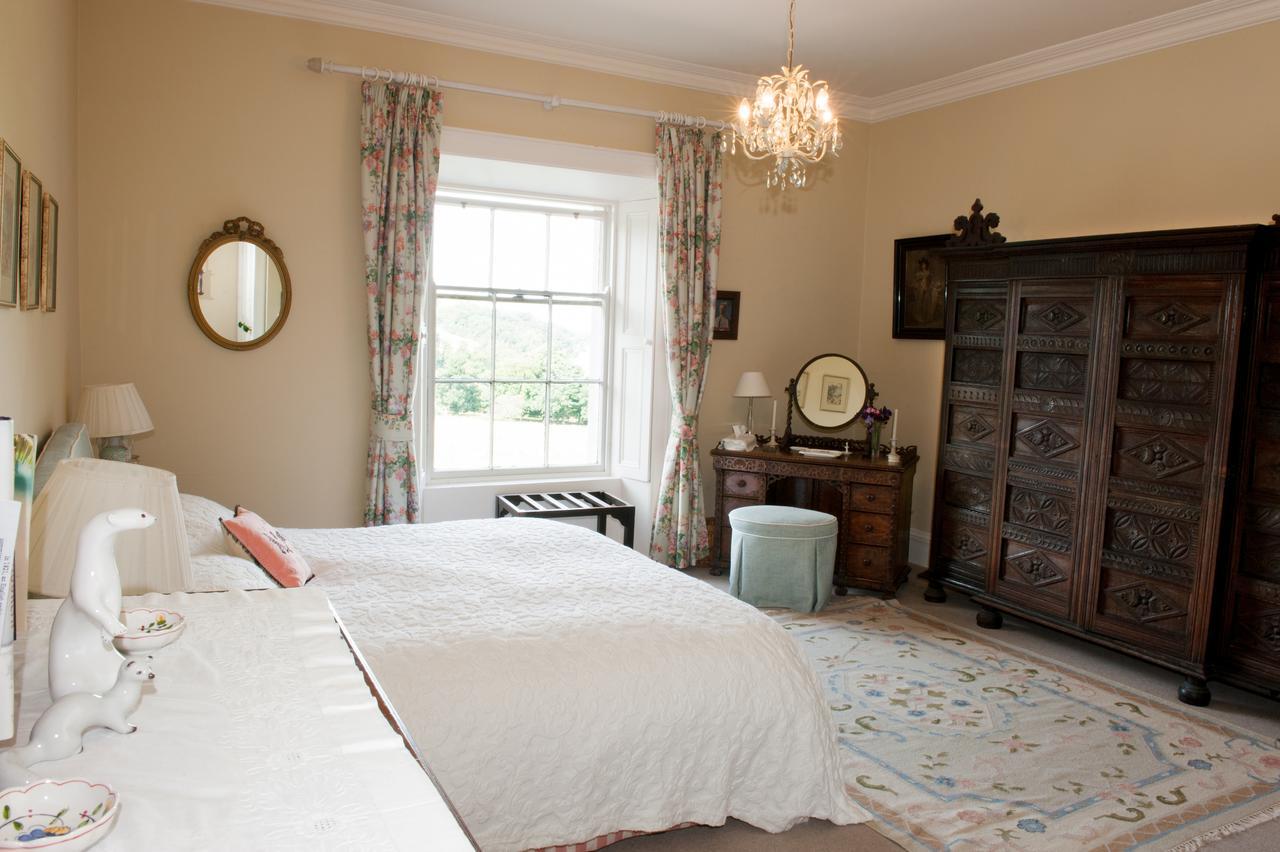 Lough Bawn House Bed & Breakfast Collinstown  Eksteriør bilde