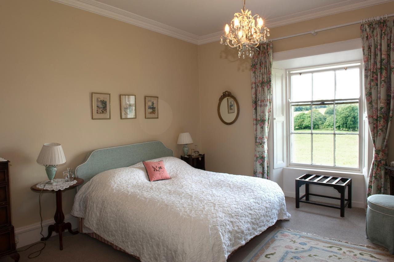 Lough Bawn House Bed & Breakfast Collinstown  Eksteriør bilde